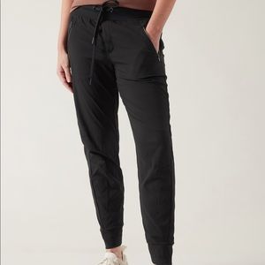 Athleta Trekkie North Joggers